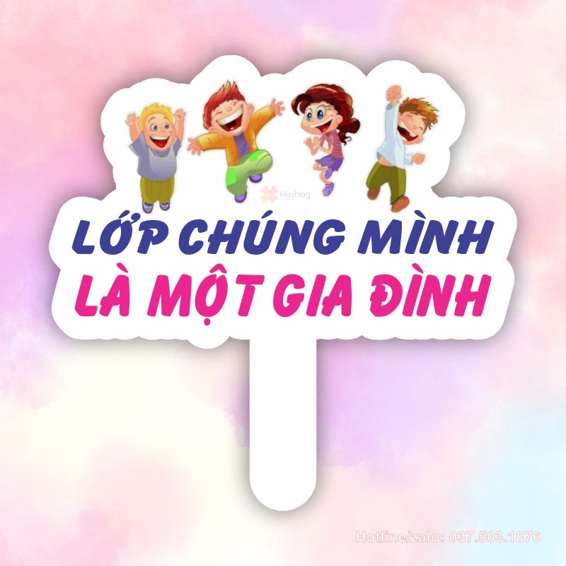 Bảng chụp hình lớp chúng mình là một gia đình