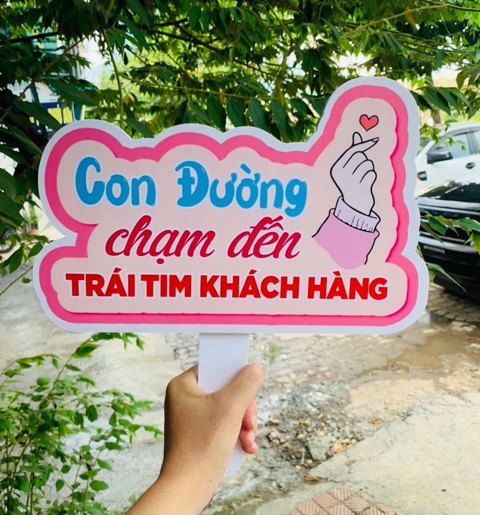 Hashag cầm tay Con đường chạm đến 'trái tim' khách hàng