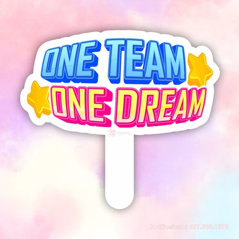 Hashtag cầm tay one team one dream