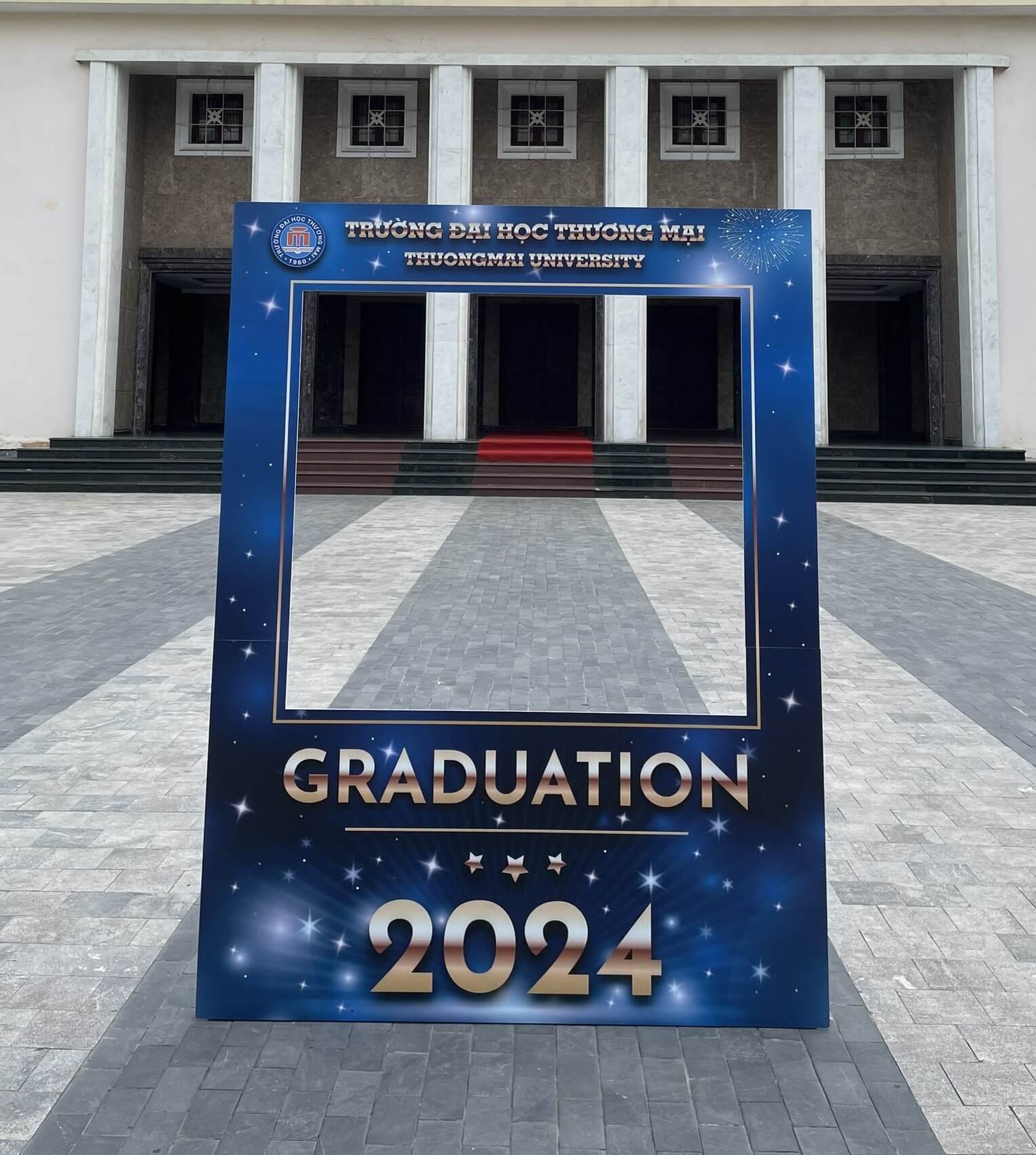 Khung chụp hình sự kiện