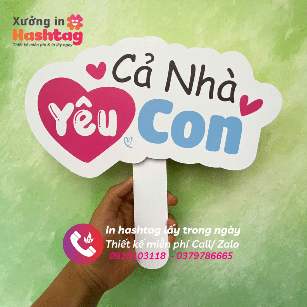 Hashtag cầm tay shop mẹ và bé - Hashtag cả nhà yêu con