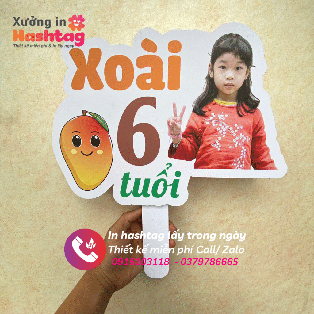 Đặt làm hashtag cầm tay cho bé