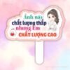 Hashtag cầm tay: Ảnh này chất lượng thấp, nhưng em chất lượng cao