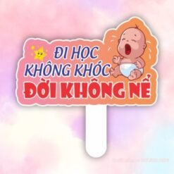 Hashtag đi học không khóc đời không nể