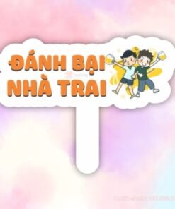 Hashtag cầm tay đánh bại nhà trai