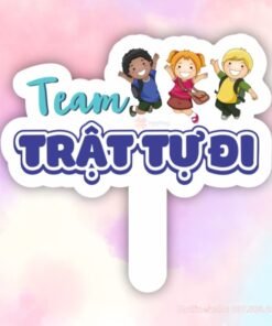 Hashtag cầm tay team trật tự đi