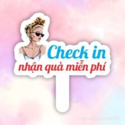 hashtag check in nhan qua mien phi