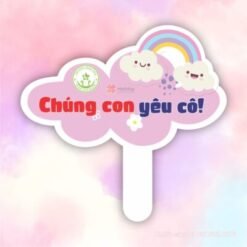 Hashtag chúng con yêu cô