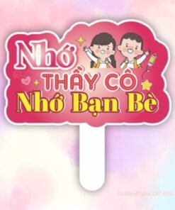 Hashtag nhớ thầy cô, nhớ bạn bè
