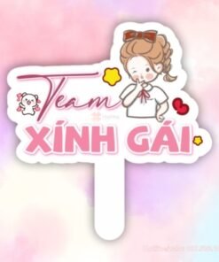 Hashtag cầm tay team xinh gái