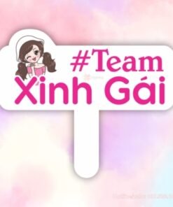 Hashtag cầm tay team xinh gái