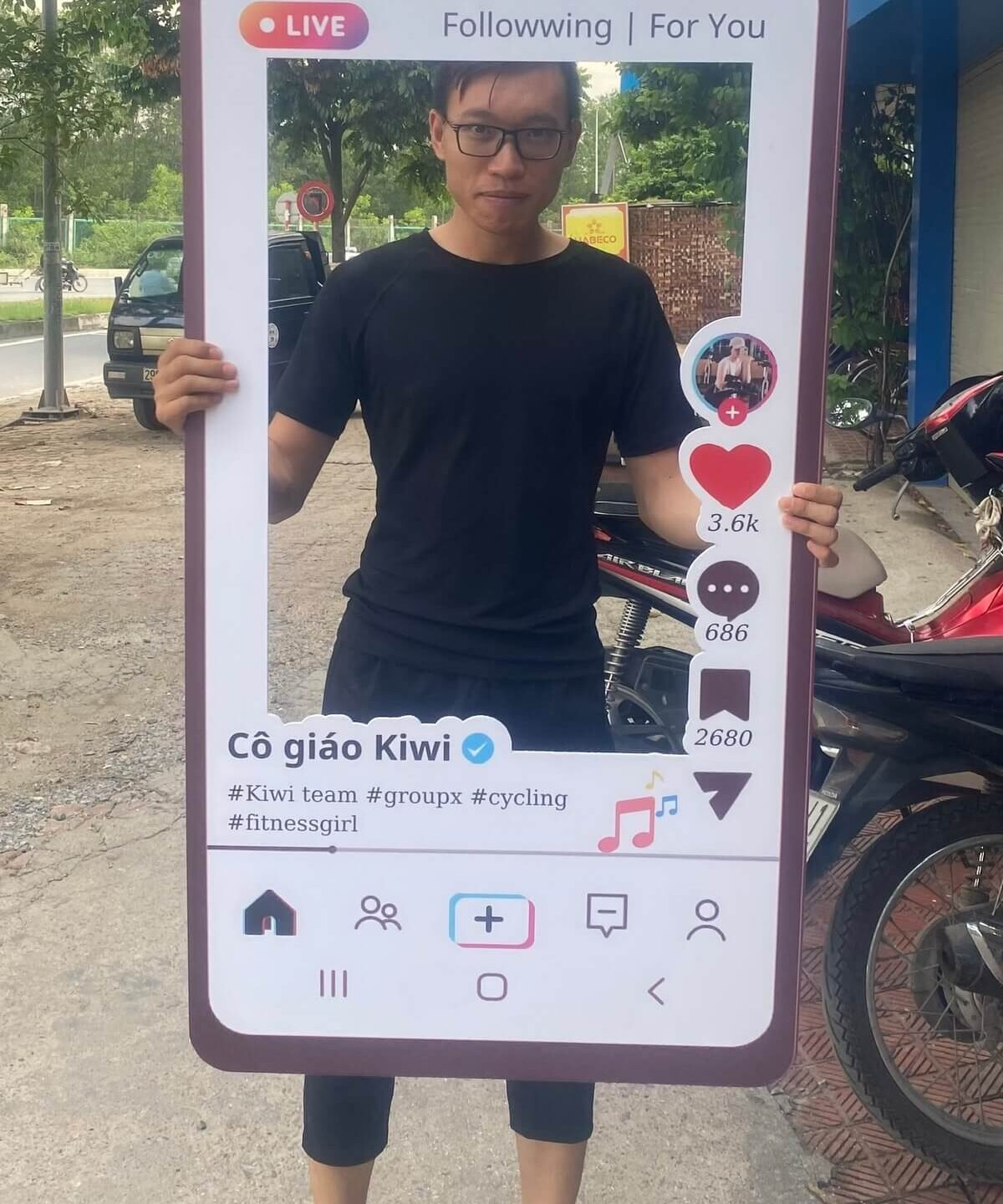 Khung check in