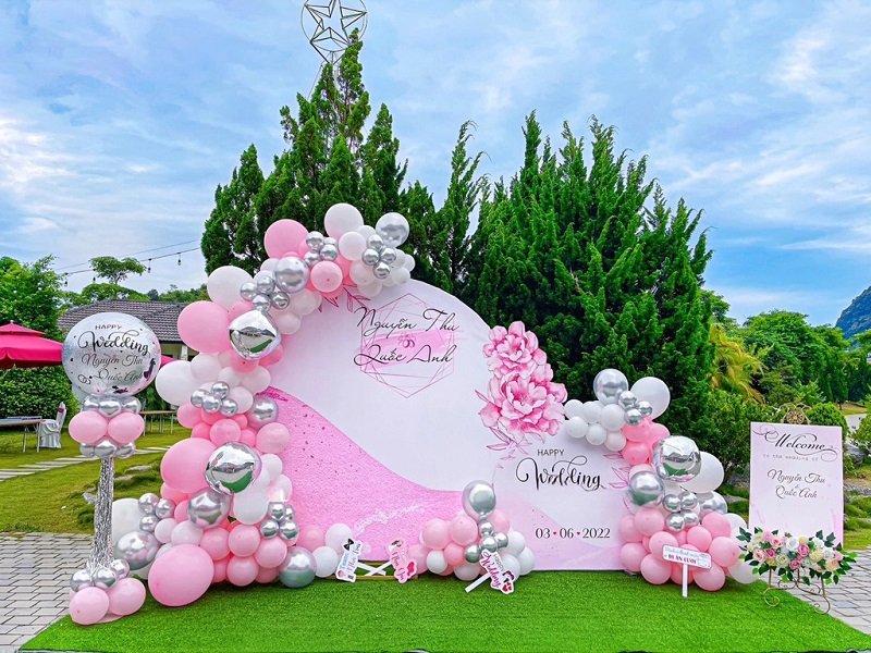 backdrop cuoi - hashtagcamtay.com