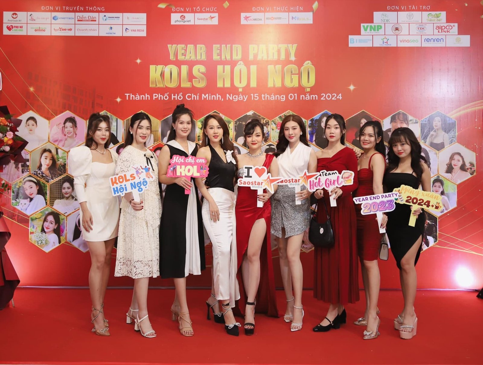 Hashtag cầm tay sự kiện