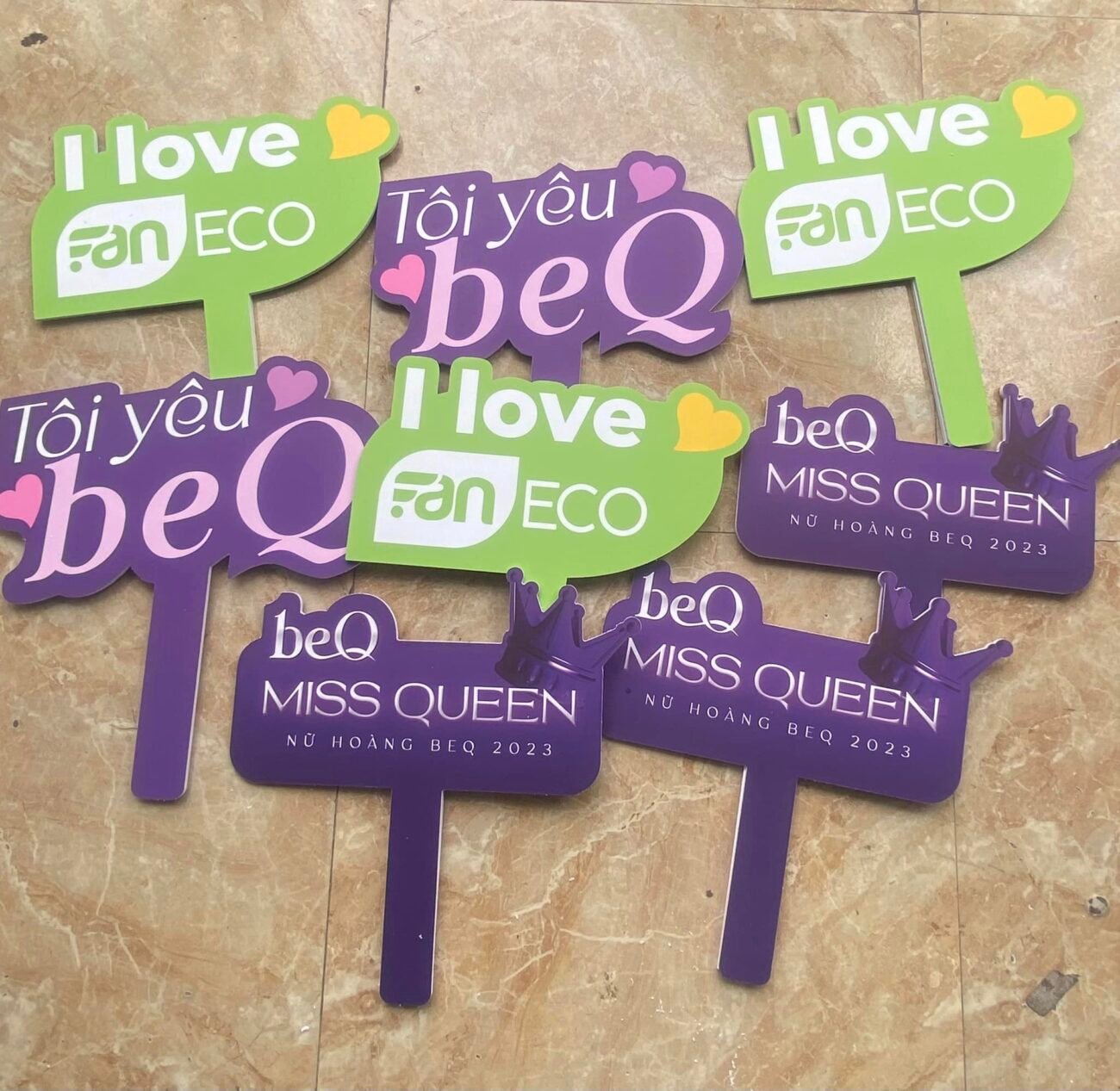 Hashtag cầm tay thương hiệu