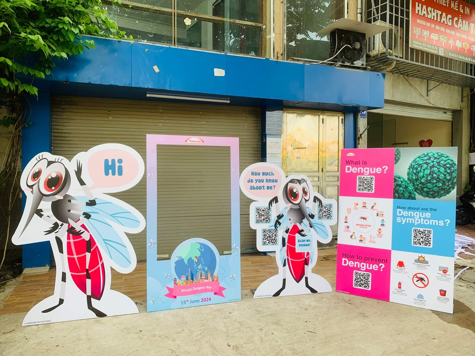 Làm khung chụp hình sự kiện