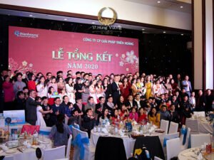 hashtagcamtay.com-liên hoan cuối năm
