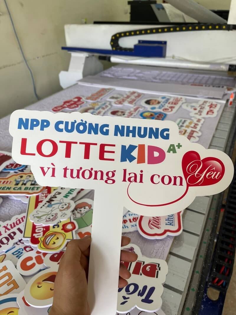sticker cam tay 24 1 xuonginhashtag.com-hashtag sự kiện