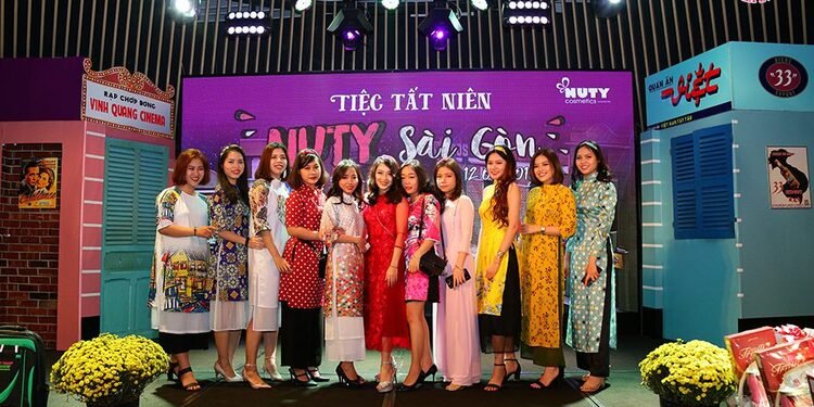 Những Món Quà ý Nghĩa Cho Tiệc Cuối Năm