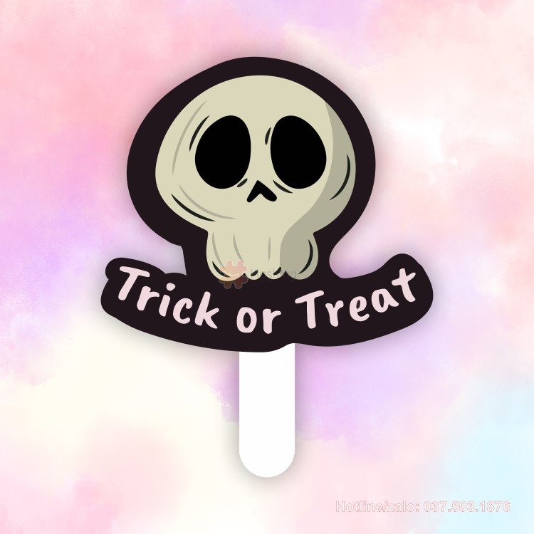 Hashtag halloween: Trick or treat