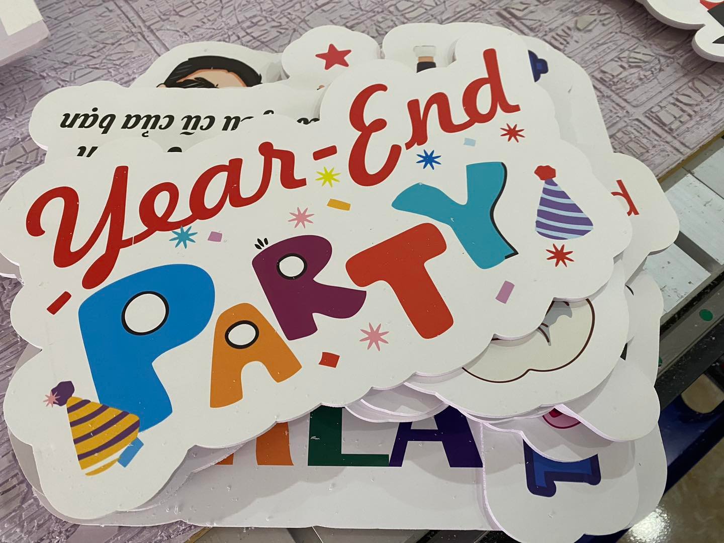 year end party - xuonginhashtag.com